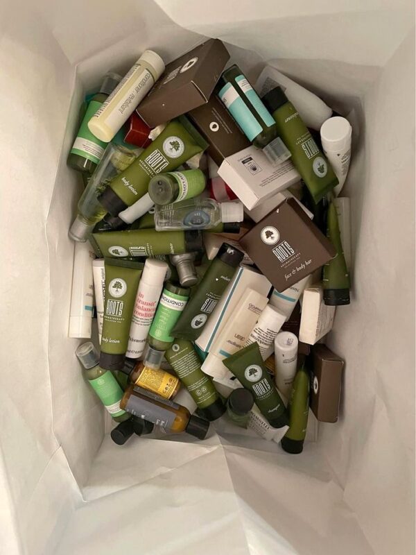 500 Mixed Hotel Shampoo, Conditioners, and Soaps